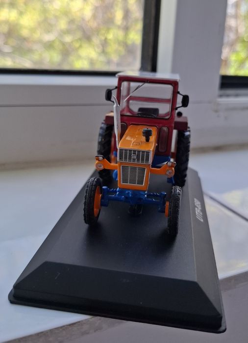 Macheta tractor UTB 650