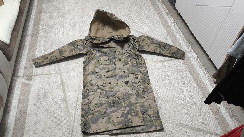 Плащ -  дождевик