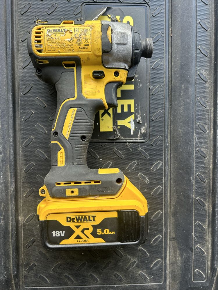 Inpact dewalt