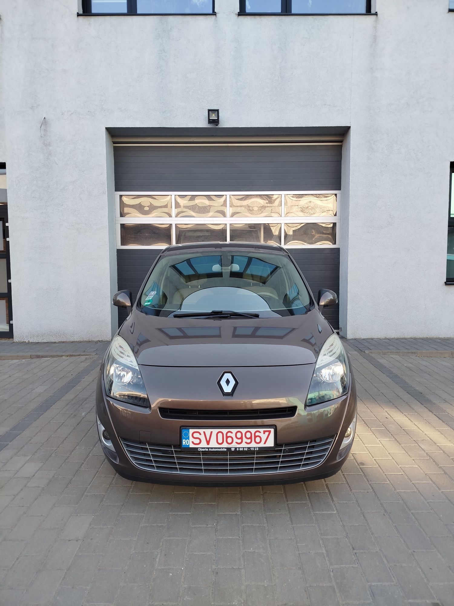 Renault Grand Scenic Luxe_Dynamic