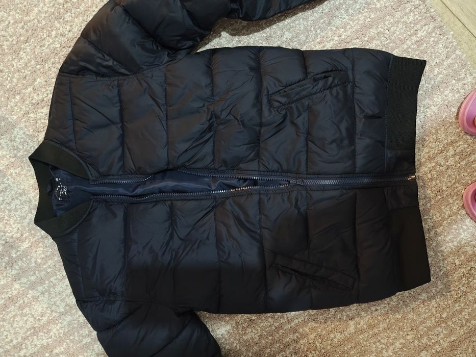 Geaca bărbați mărimea S, stare foarte buna