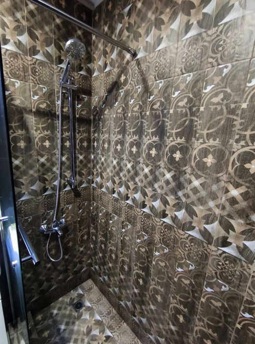 Дава под наем тристаен апартамент в района на Медицинска академия