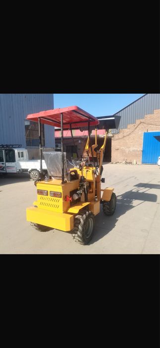 Mini excavator si mini vola