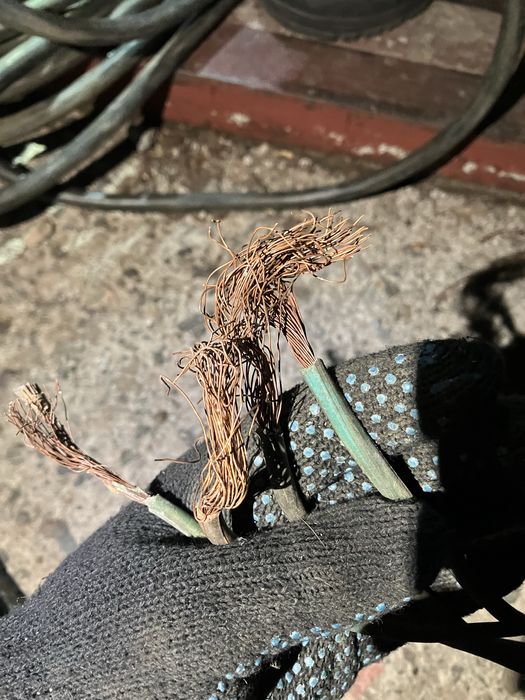 Продам кабель 4х4кв