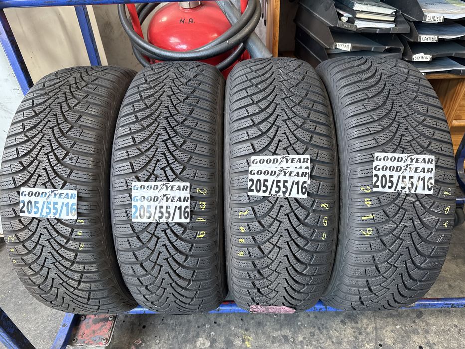 205/55/16 Good Year M+S