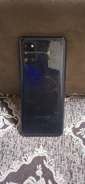 Продам самсунг а31