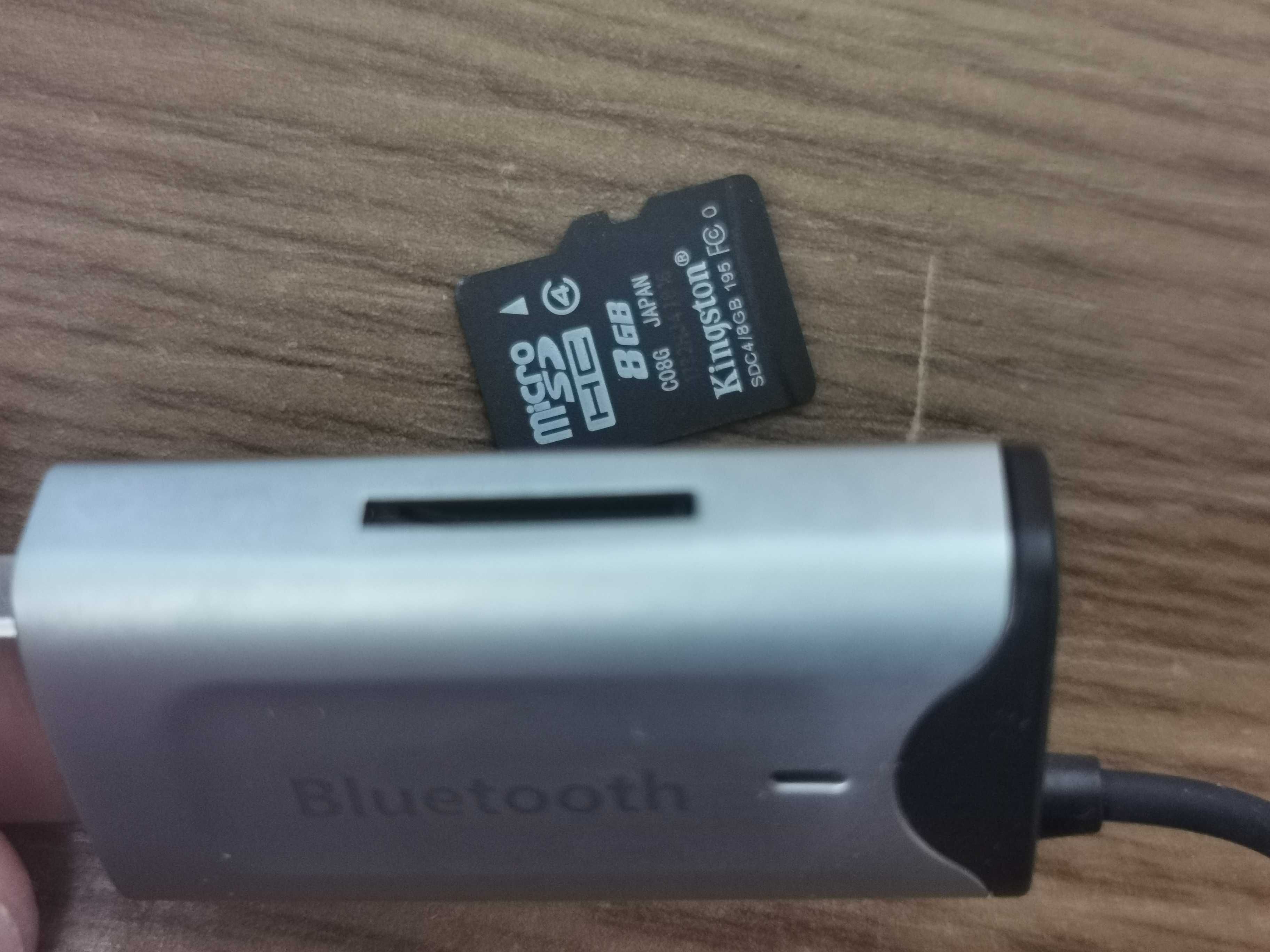 Adaptor Audio Bluetooth Auto cu Card
