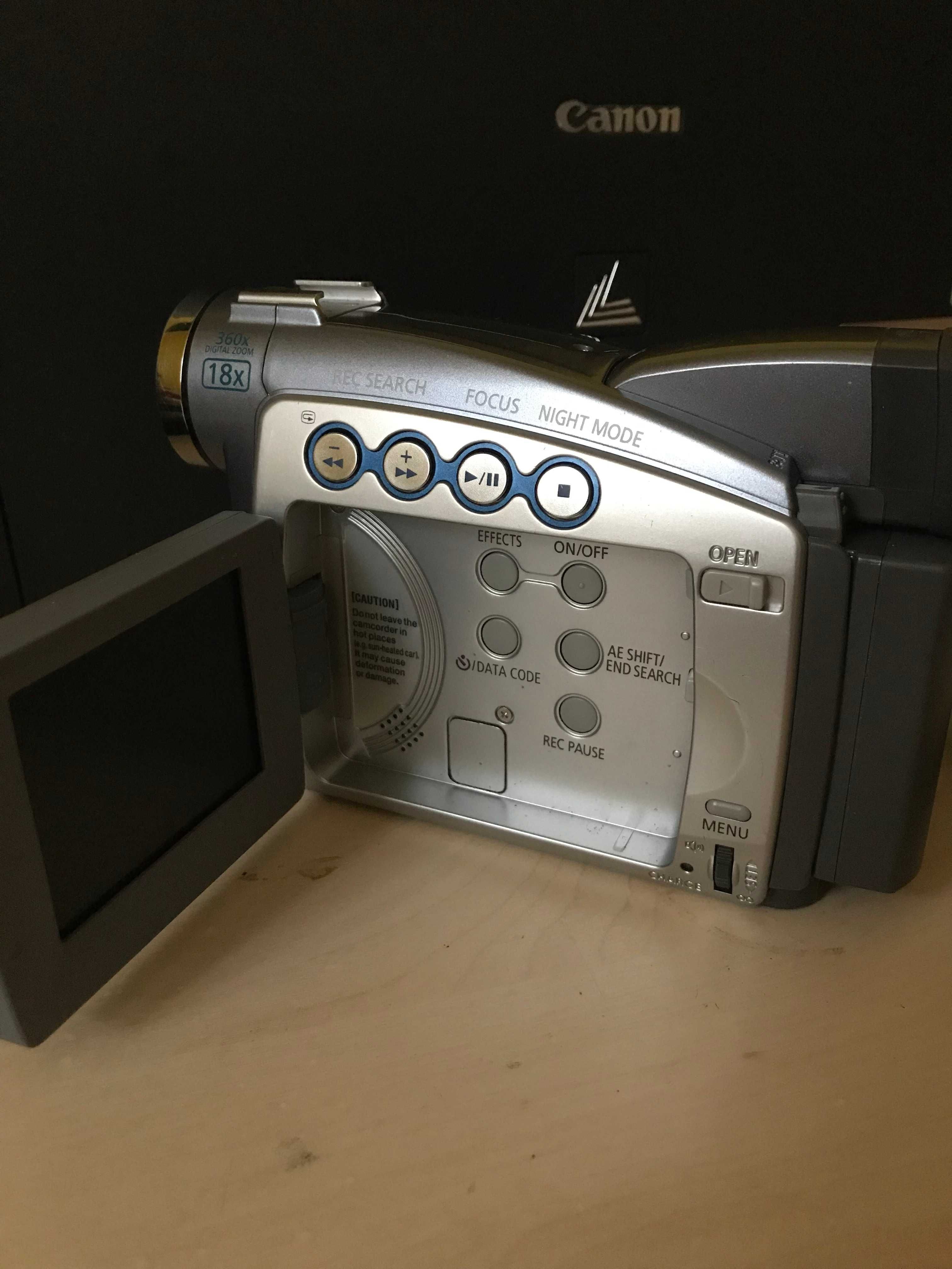 Ретро Видеокамера Canon HG10 FullHD