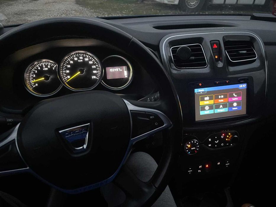 Dacia Sandero STEPWAY 0.9Tce + GPL - Navi/Climatronic - TOATE DOTARILE