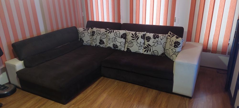 Масивен ъглов диван