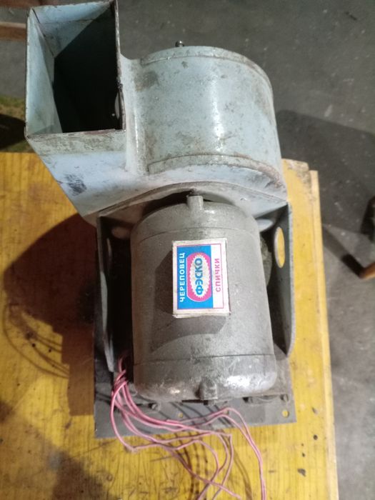 Продам вытяжку улитка на 380в.