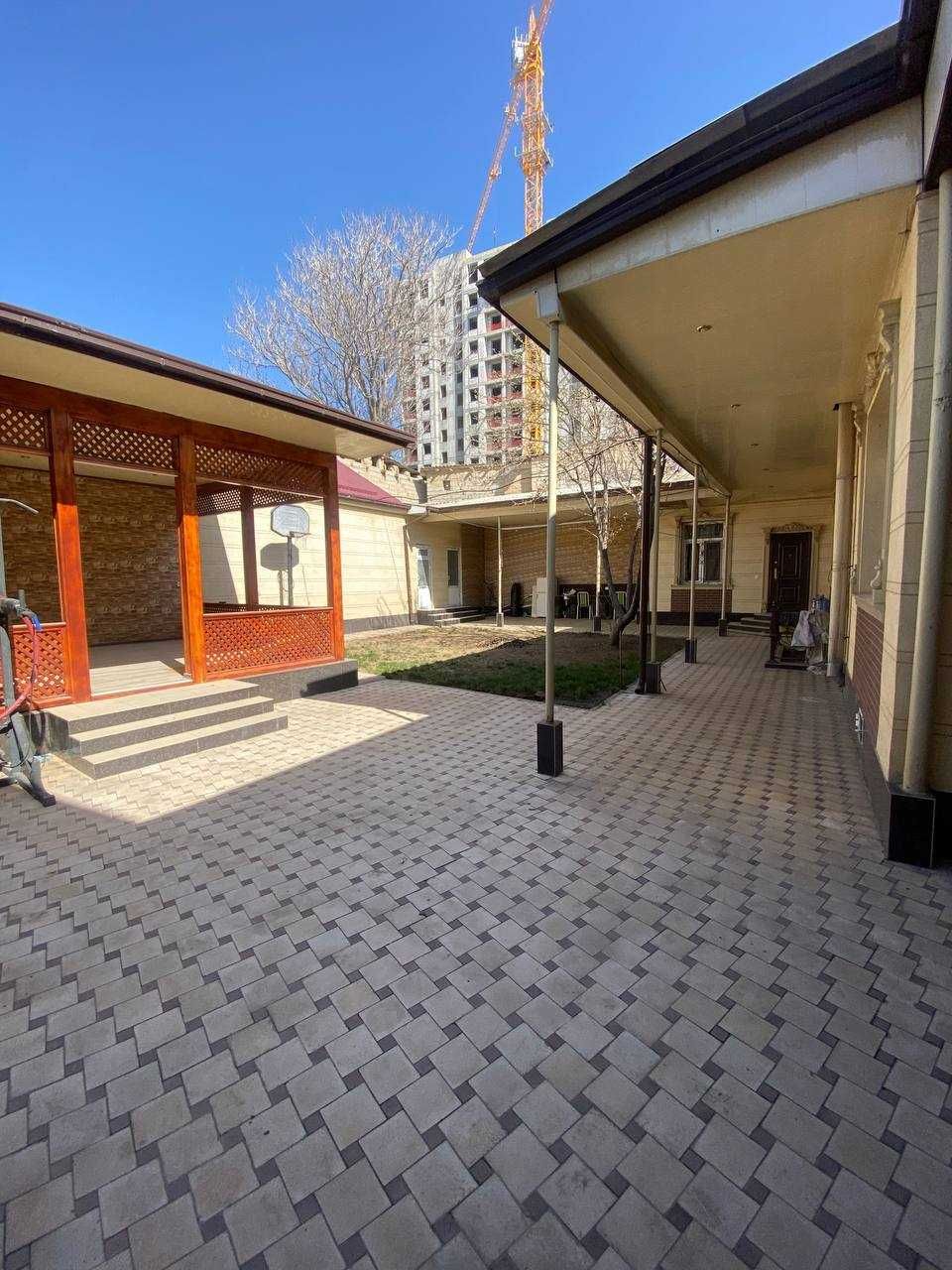 продаётся дом в центре