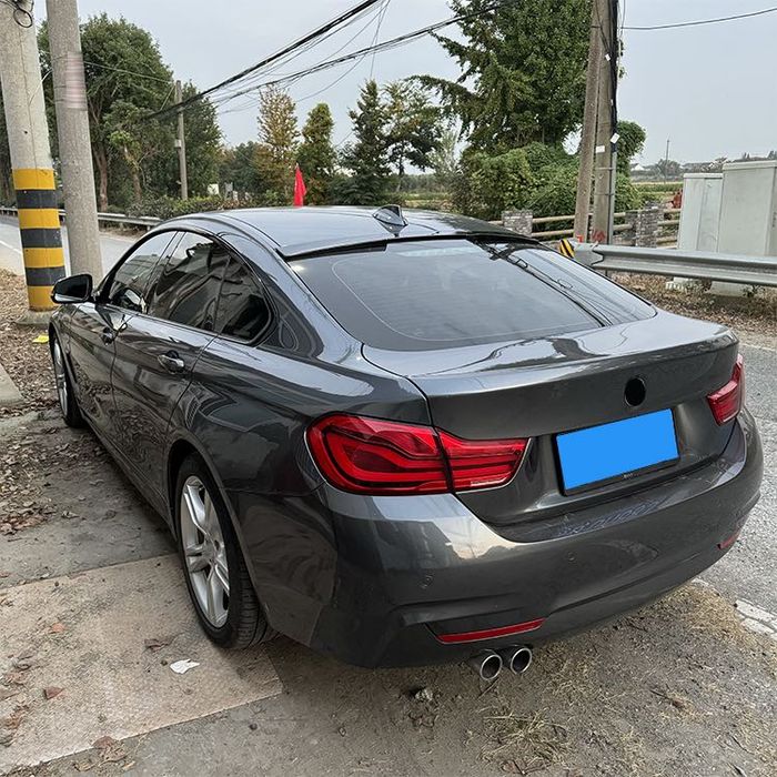 Eleron luneta M4 BMW Seria 4 F36 GranCoupe(2014-2020) negru lucios