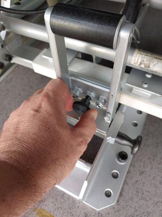 Scaun rulant neurologic,rabatabil,reglabila hidraulic.