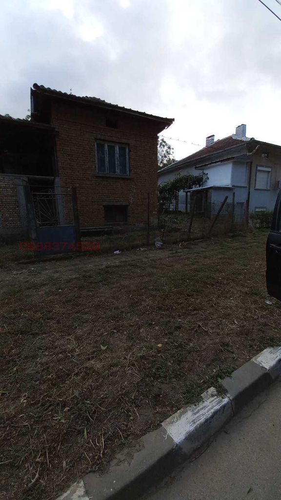 Продава се Къща в с. Стежерово, Област Плевен - 200 кв.м за 64 €/кв.м - Снимка #8
