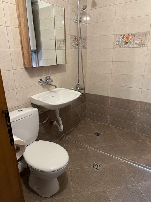 Дава се под наем Тристаен апартамент в София, Горубляне - 100 кв.м за 600 € - Снимка #7