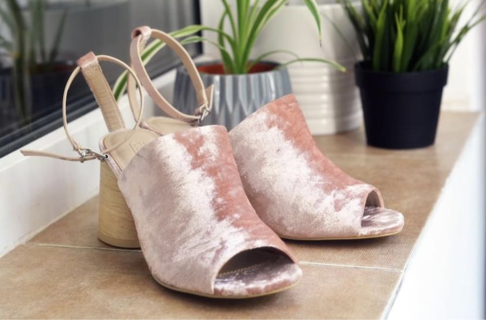 Sandale catifea ASOS 37