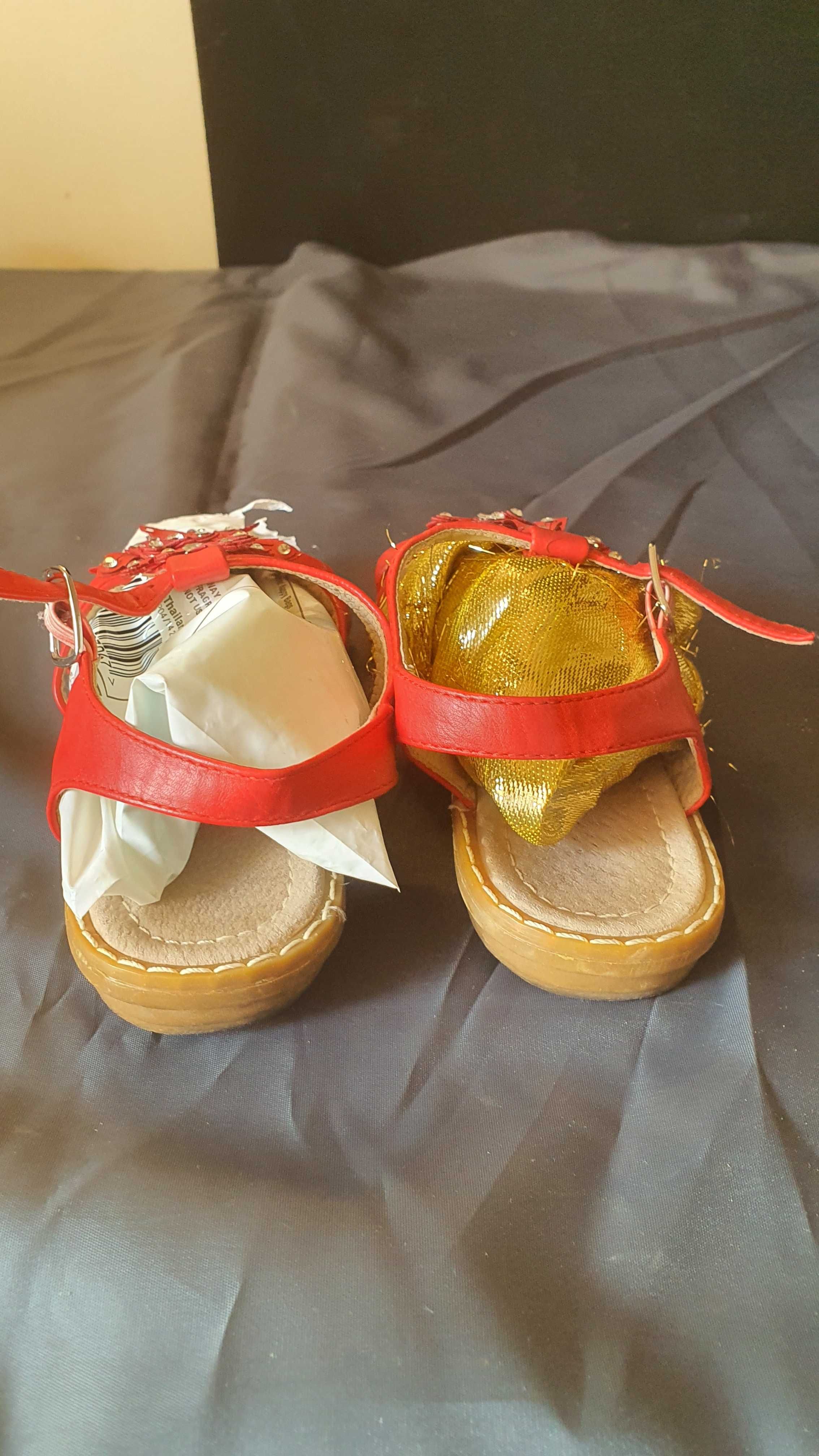 Sandale fetita marimea 30
