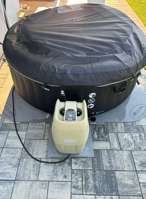 Piscină cu hidromasaj LAY-Z-SPA Miami Bestway