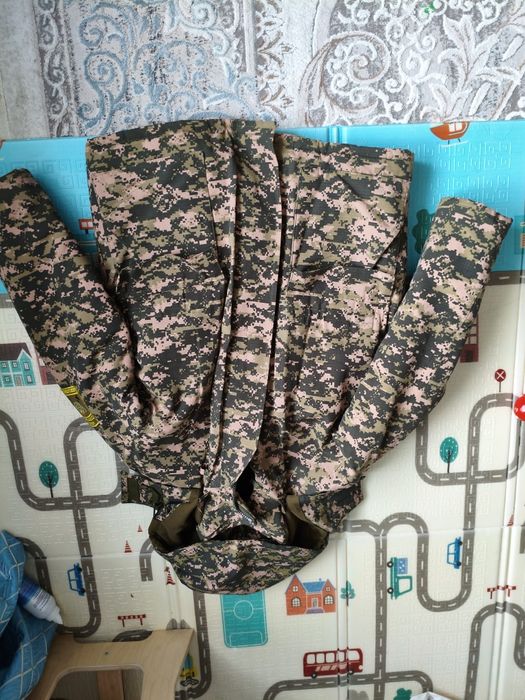 Бушлат китель брюки 2шт футболки и кепка