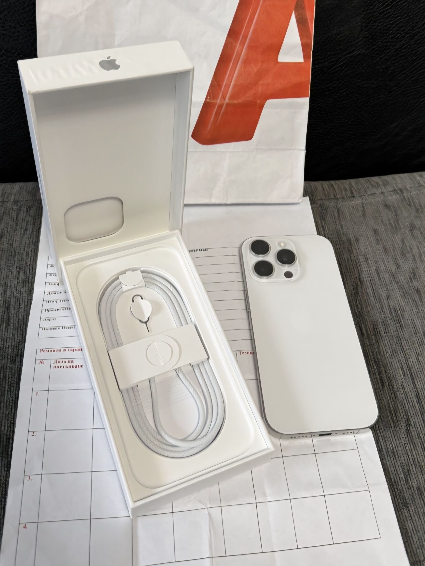 ЧИСТО НОВ 256GB iPhone 16 Pro Гаранция А1 2027 г. White Titanium