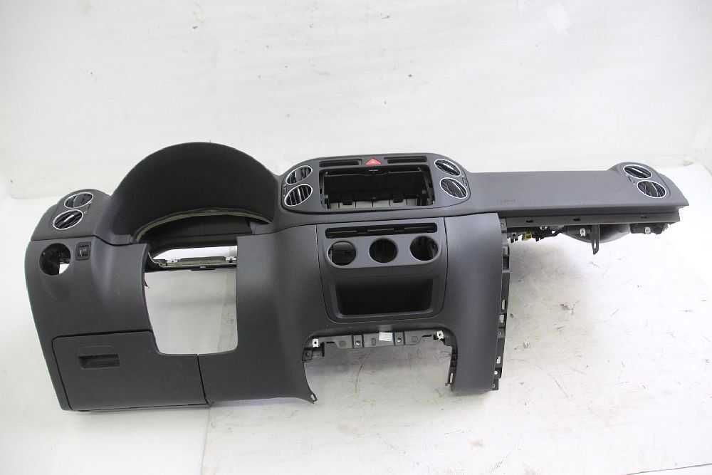 Plansa bord VW Golf 5 sau 6 Plus inclusiv airbag pasager