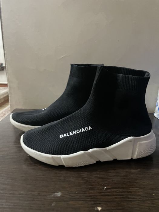 Кросовки женские