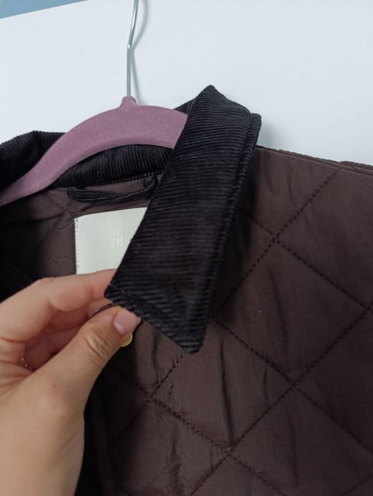 Капитонирано яке H&M