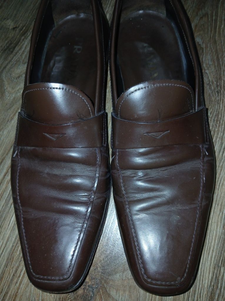 Prada кафяви кожени мокасини made in italy