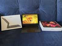 iPad Pro 11-inch M1 (3rd Generation) + Magic Keyboard