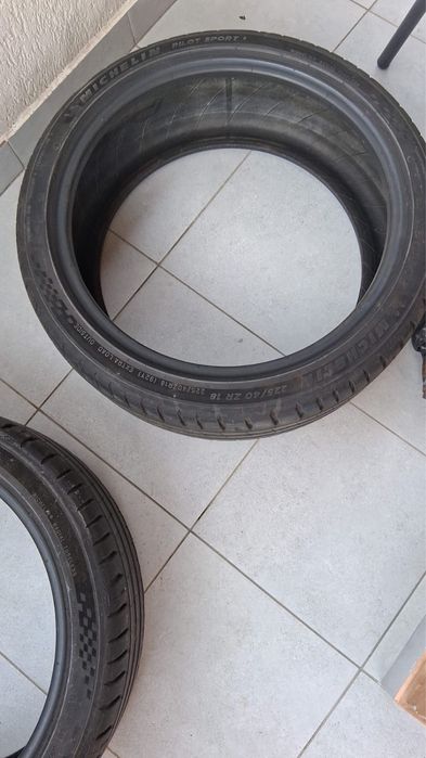 Vand Michelin Pilot sport 225 40 18
