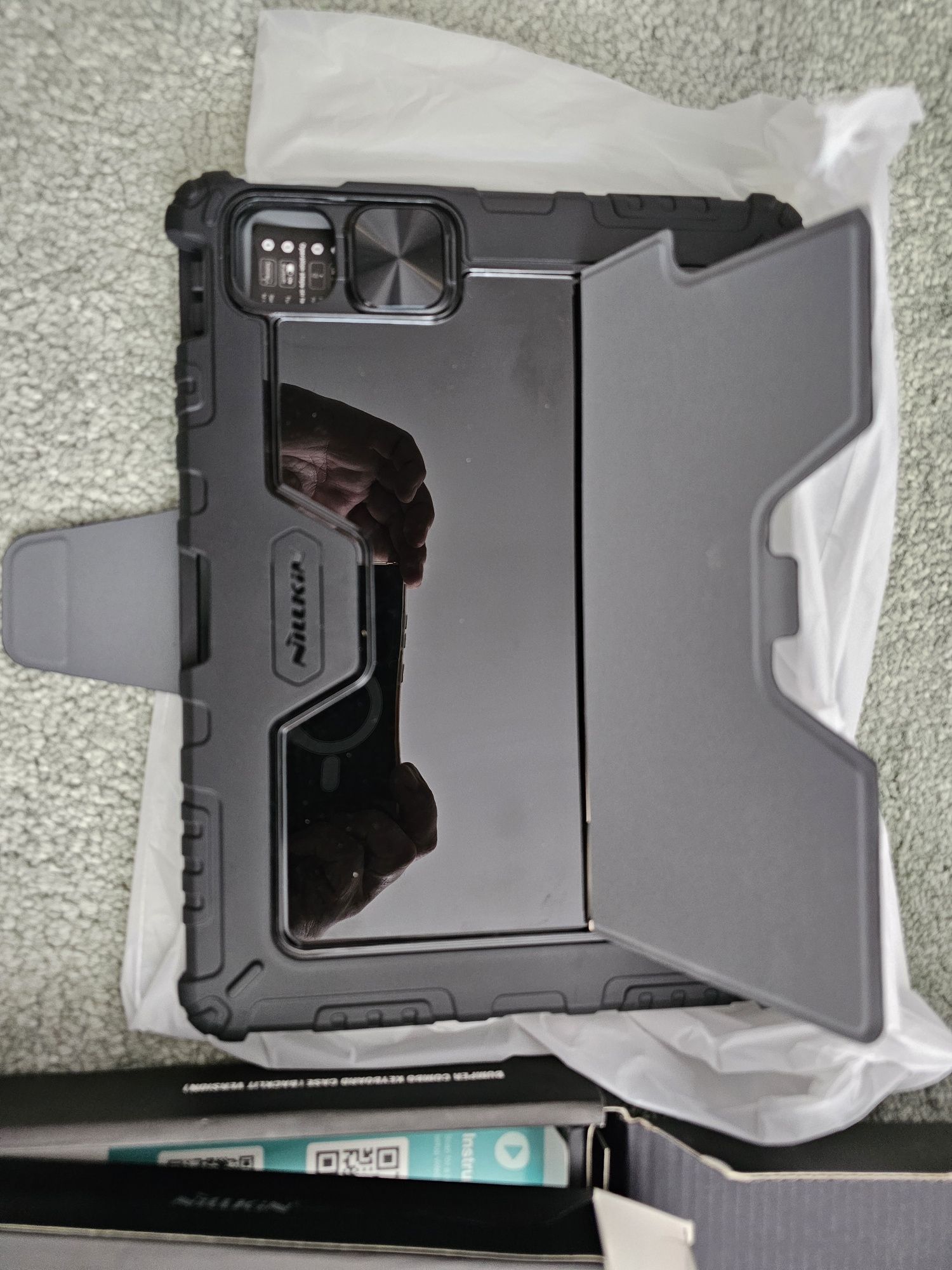 Husa cu tastatura Nillkin Bumper Combo pentru Apple iPad 10.9, Pro 11