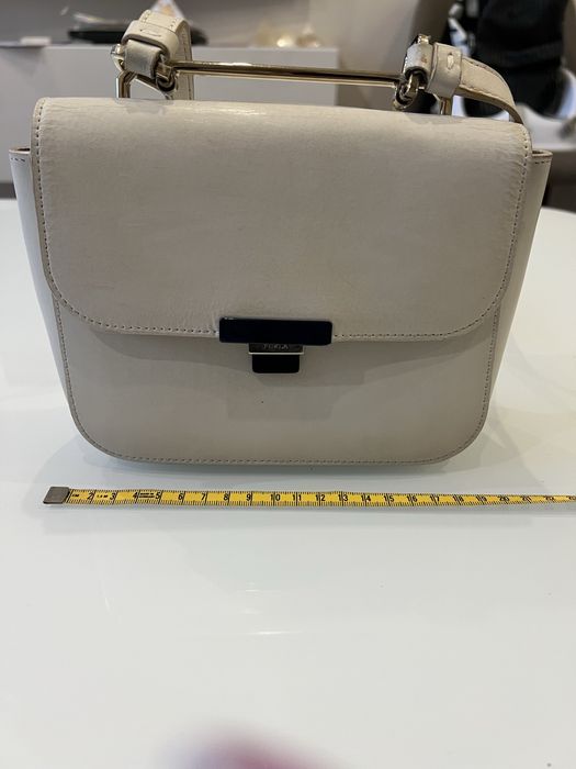 Дамски чанти Calvin Klein, Furla, Liu Jo