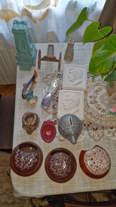 Порцеланови фигури