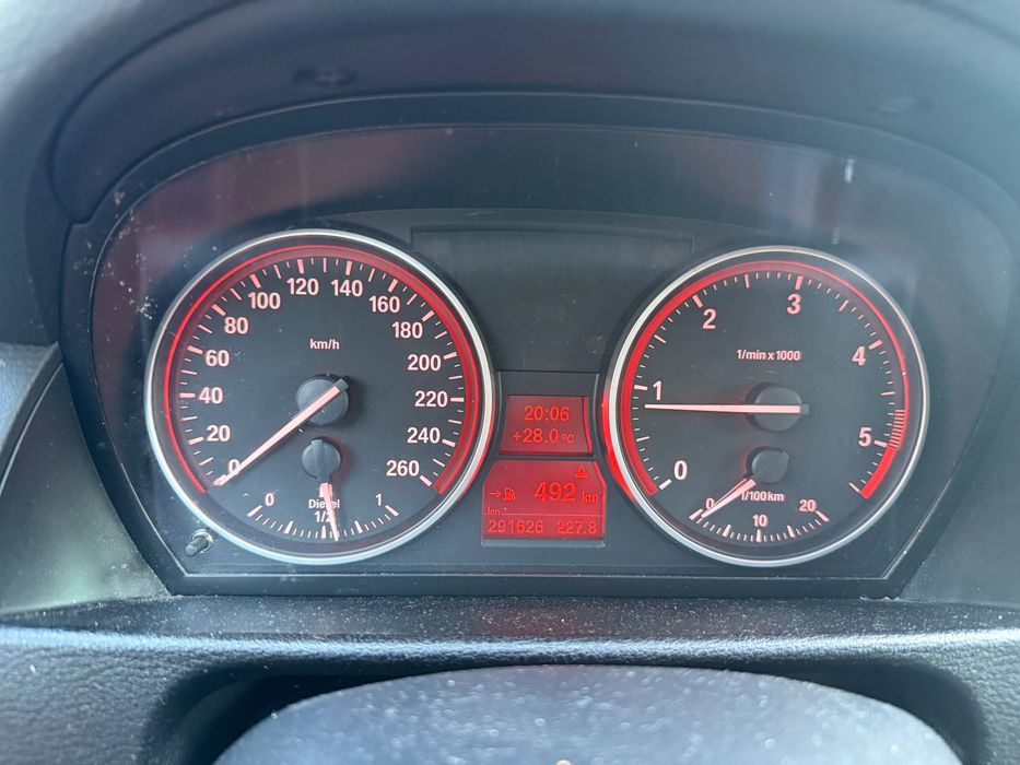 Schimb Bmw x1 2.0d 2011 full piele Ro cu cap tractor e5