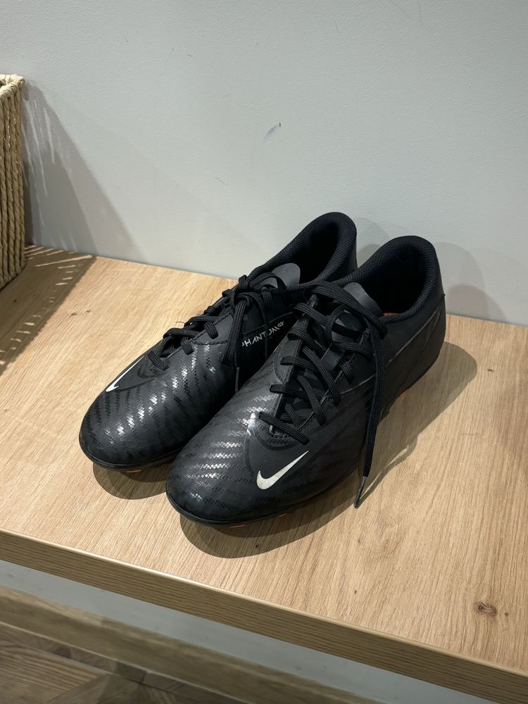 Nike PHANTOM GX бутонки 38,5 номер
