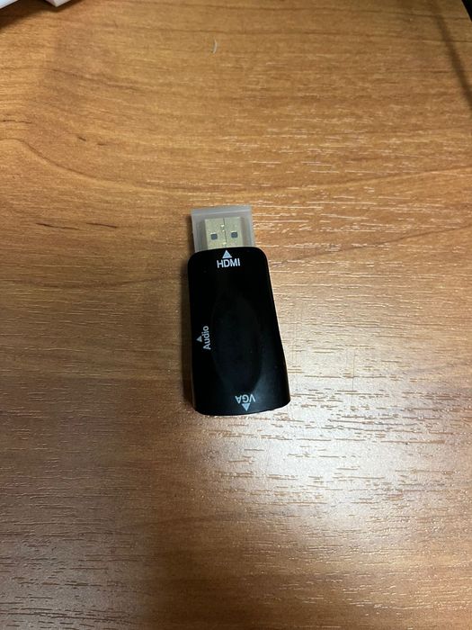 Переходник HDMI/VGA и подставка для проектора на треноге