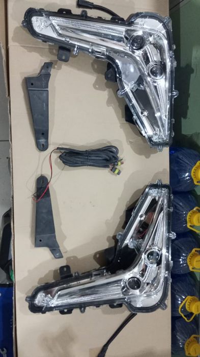 Противотуманки Лексус 570