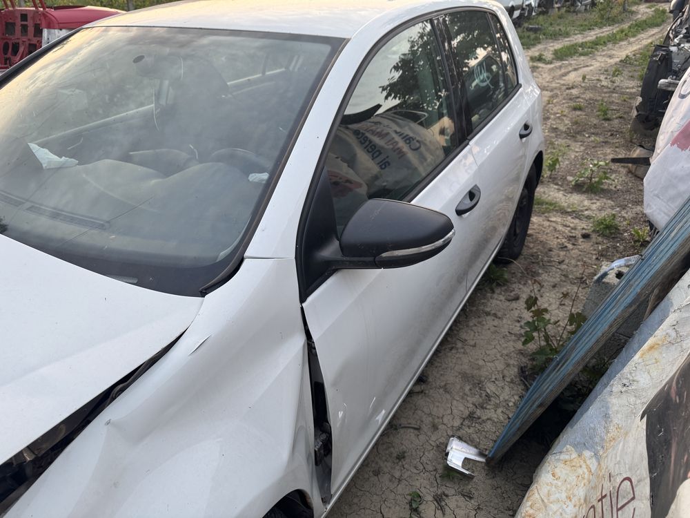 Bara spate haion usi geamuri macara oglinda aripa stopuri golf 6 scurt
