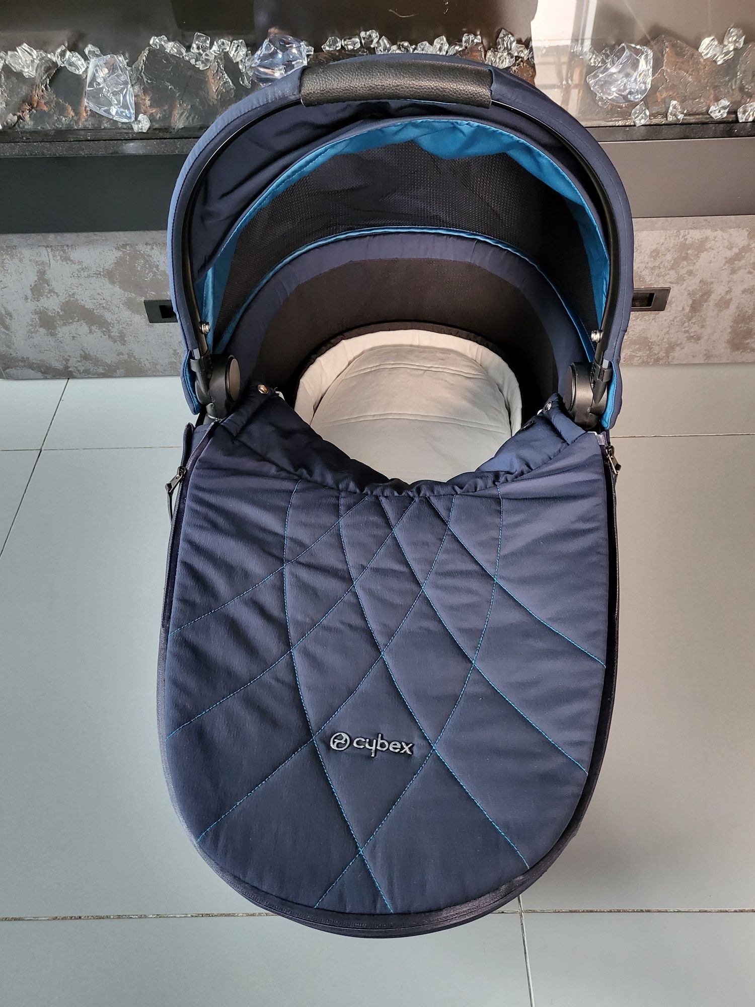 Cybex Mios златен + Стол за кола + Кош за новородено + Зимен чувал