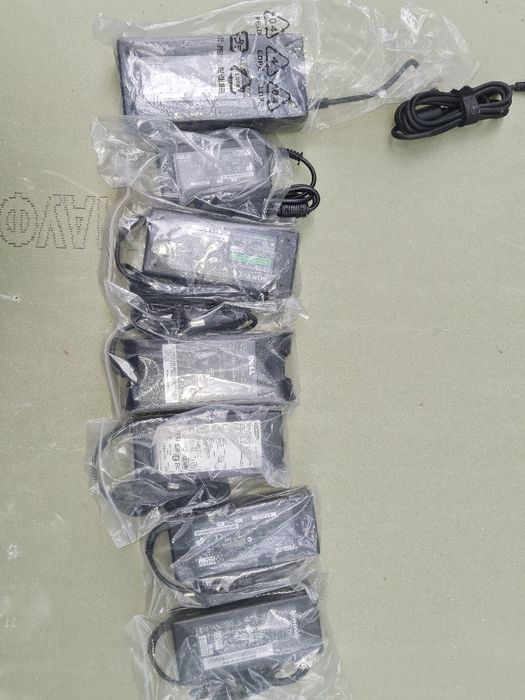 Зарядные устройства для ноутбуков Sony, Lenovo,Samsung