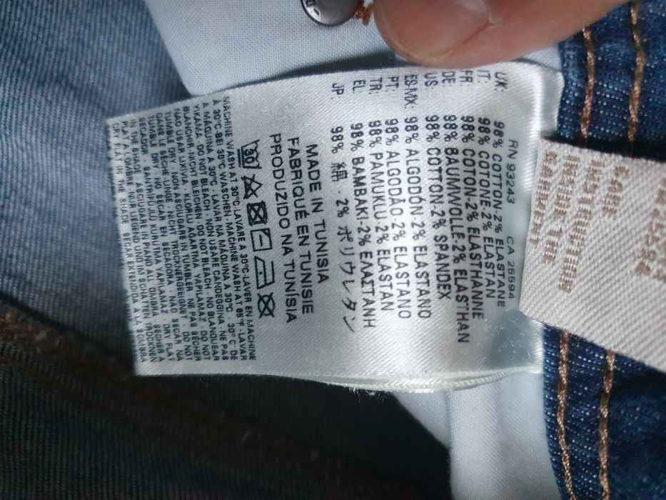 Blugi DIESEL "Larkee-Relaxed" - Marime W32 L32 (Talie 86 cm)