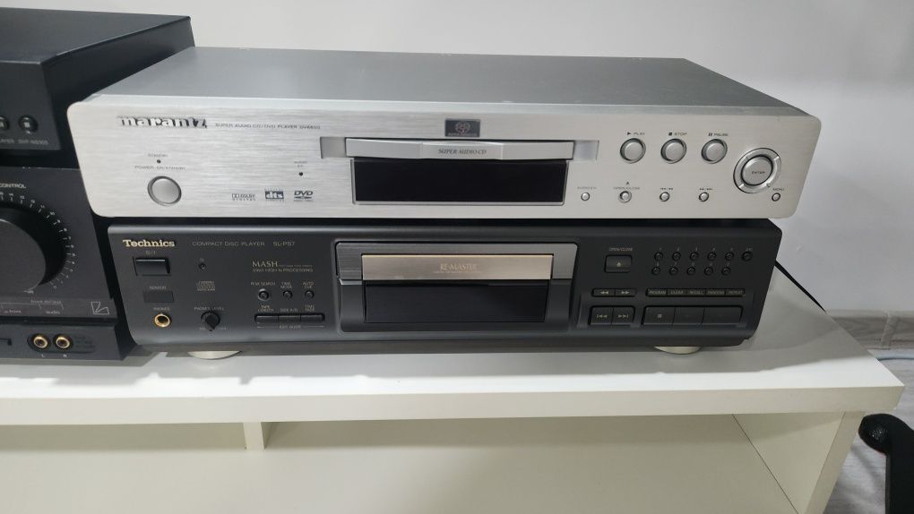Vând SUPER AUDIO CD-DVD player MARANTZ și diferite piese HI-END !
