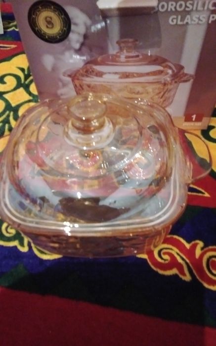 Стаканы новые 6- штук и посуда в коропке новые