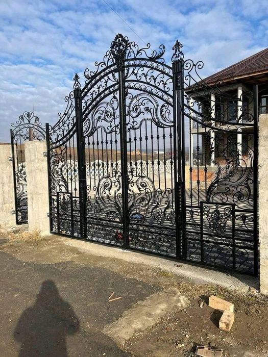 Porti balustrade inox fier forjat si tabla cnc includ transportmontaj