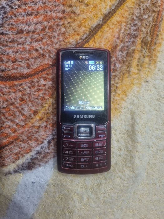 Продам телефон самсунг