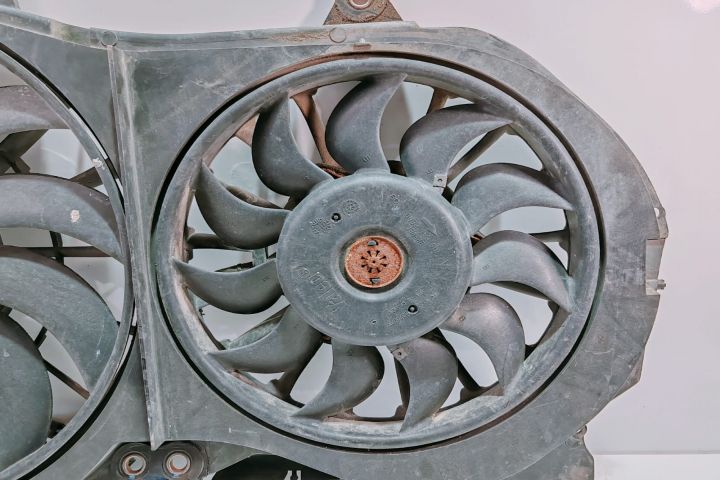 Grup Electroventilator Racire  Valeo cu modul 8E0121205M Audi A4 B6