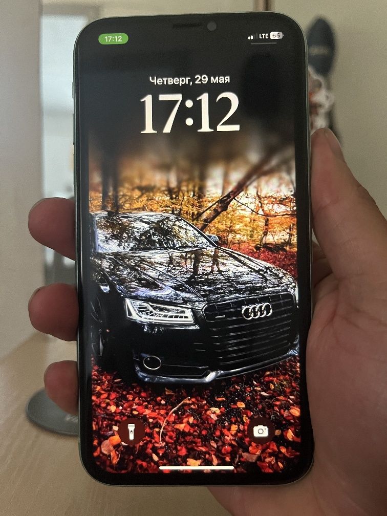 Продам айфон 11 в хорошем состояний