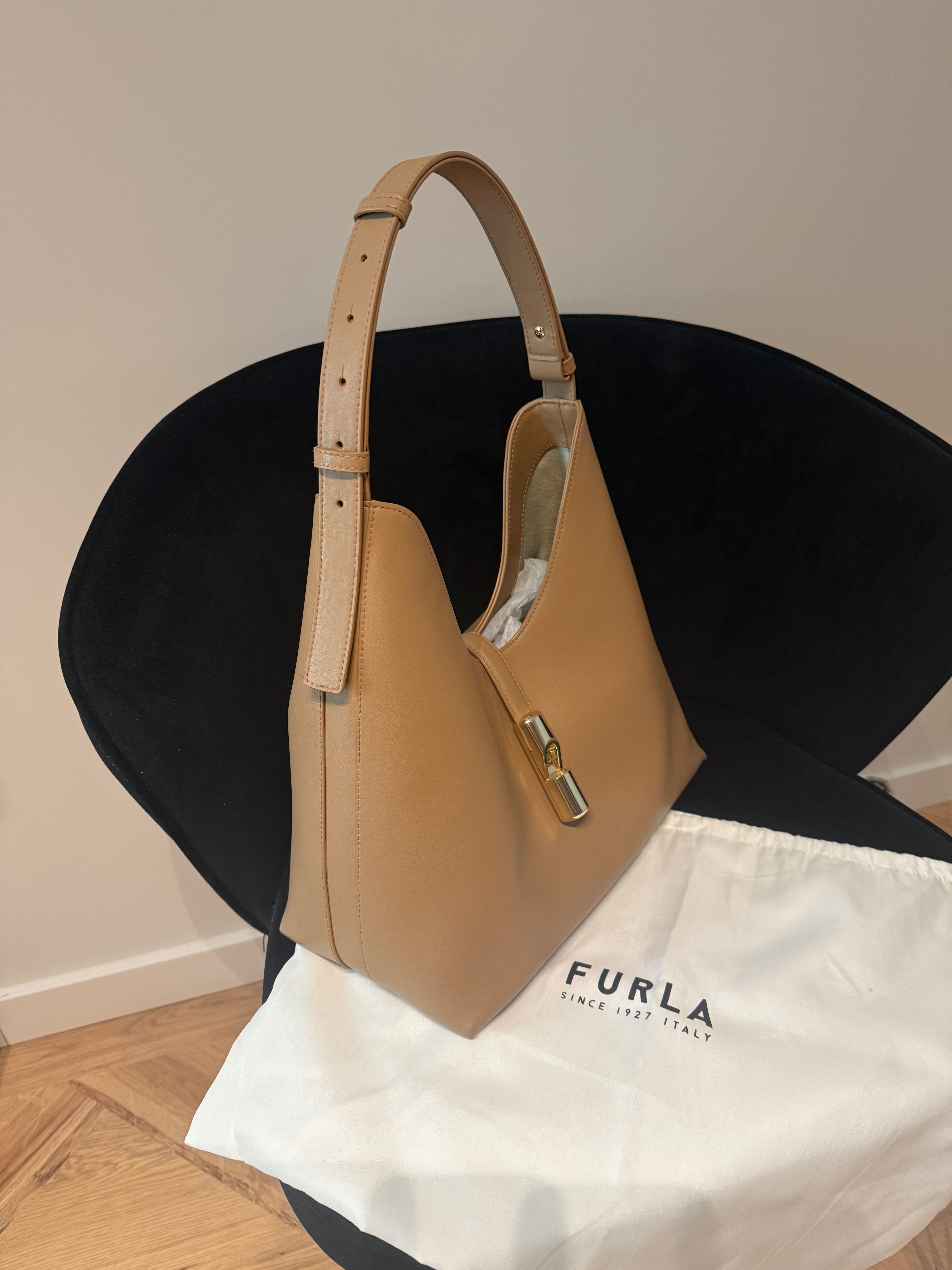 Оригинална чанта FURLA