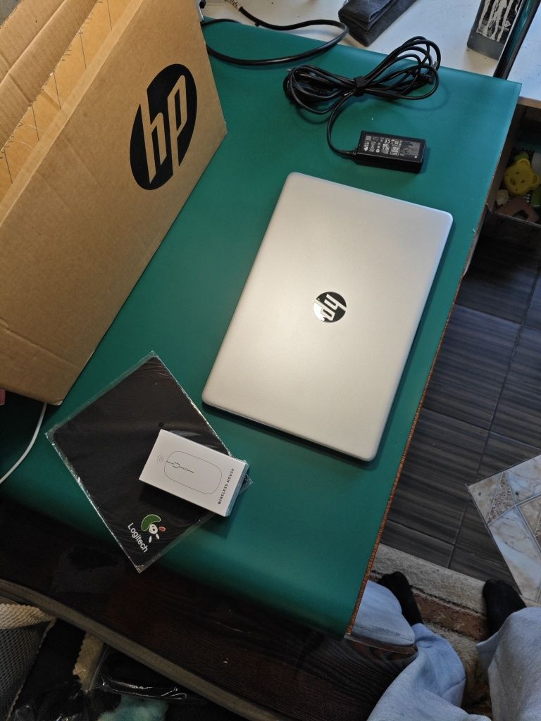 HP Pavilion 15s core i5 1235U